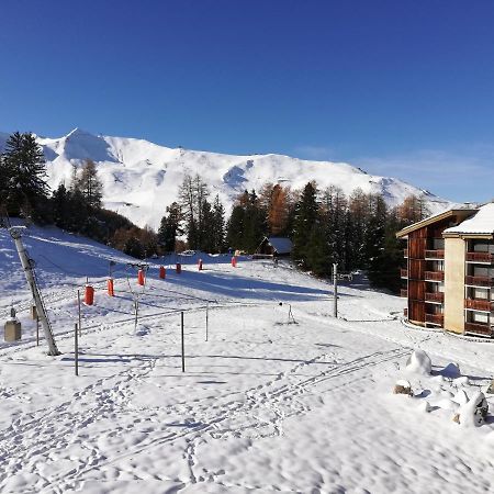 Studio 1 pièce PLAGNE VILLAGE 4 personnes 2050 M PIED DES PISTES La Plagne Esterno foto