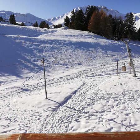 Studio 1 pièce PLAGNE VILLAGE 4 personnes 2050 M PIED DES PISTES La Plagne Esterno foto